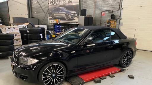 BMW 1-serie cabrio met 19 inch MSW 30