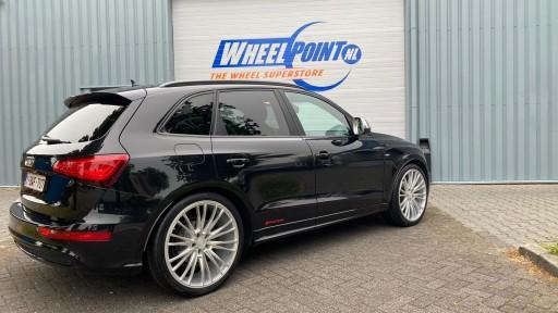 Audi Q5 met 22 inch AXE CF2 silver-polished