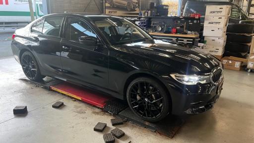 BMW 3-serie G20 met 20 inch Borbet BY black velgen