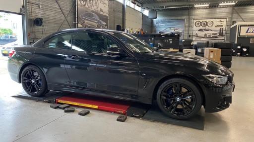 BMW 4-serie cabrio met 18 inch GMP Reven zwarte velgen
