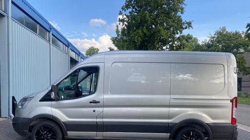 Ford Transit Custom met 17 inch MAK Stone5 black velgen