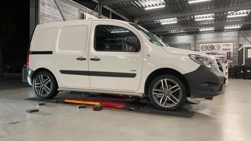 Mercedes Citan met 17 inch Alutec Ikenu