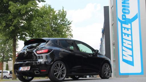 Renault Clio GP met 18 inch Advanti Centurio