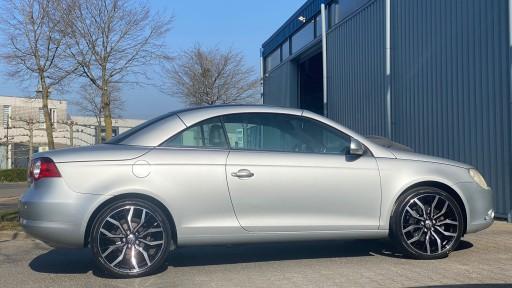 VW Eos met 19 inch Monaco GP5 zwart-gepolijste velgen