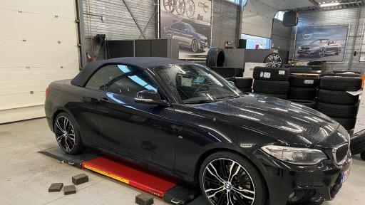 BMW 2-serie cabrio met 19 inch Monaco GP8.jpeg