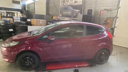 Ford Fiesta met 15 inch Interaction Pulsar.jpeg