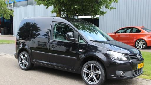 VW Caddy met 18 inch GMP Paky.JPG