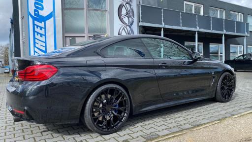 BMW 4-serie F32 met 20 inch Concaver CVR1 platinum black.jpeg
